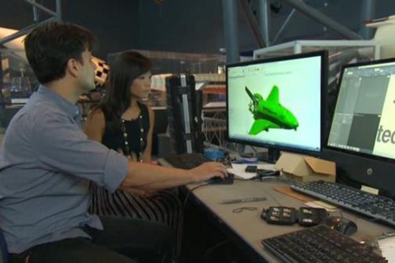 美博物馆3D扫描超大型“发现”号航天飞机