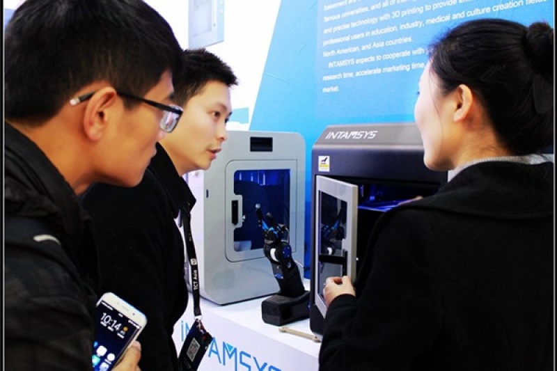 INTAMSYS展出可打印PEEK材料3D打印机FUNMAT HT
