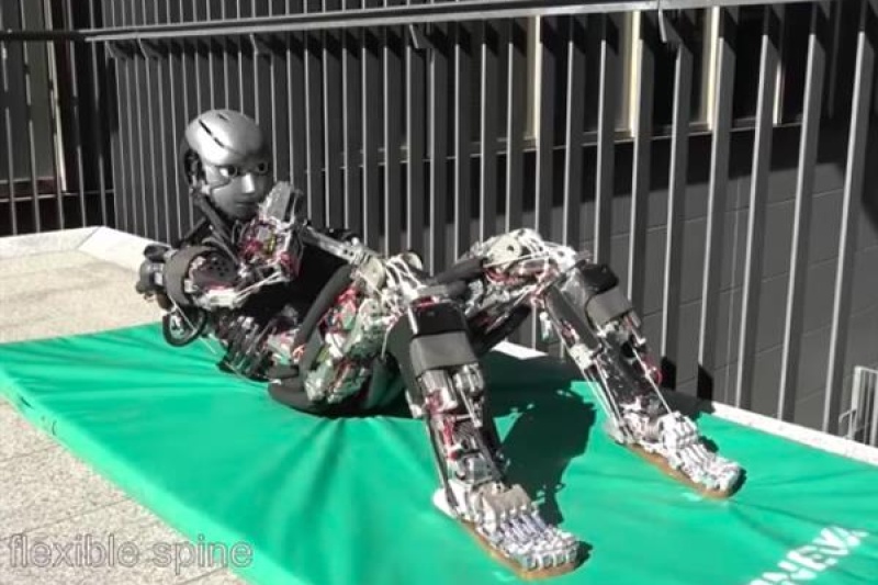 仰卧起坐玩得都很6！东京大学研发的3D打印类人机器人居然还会出汗