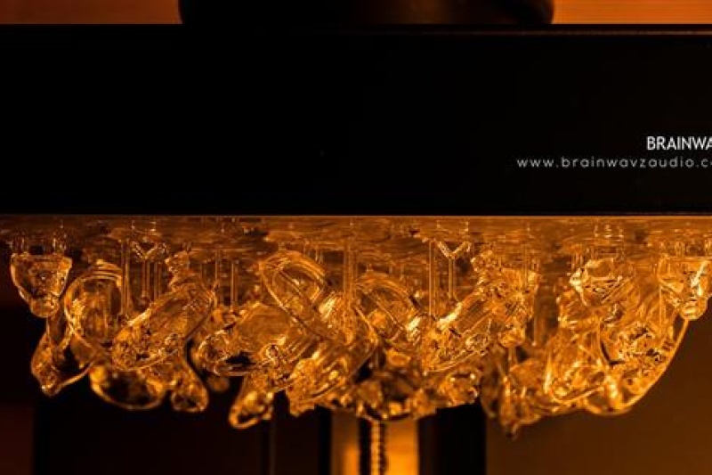 高端耳机制造商Brainwavz推出用树脂3D打印的高保真耳机B400