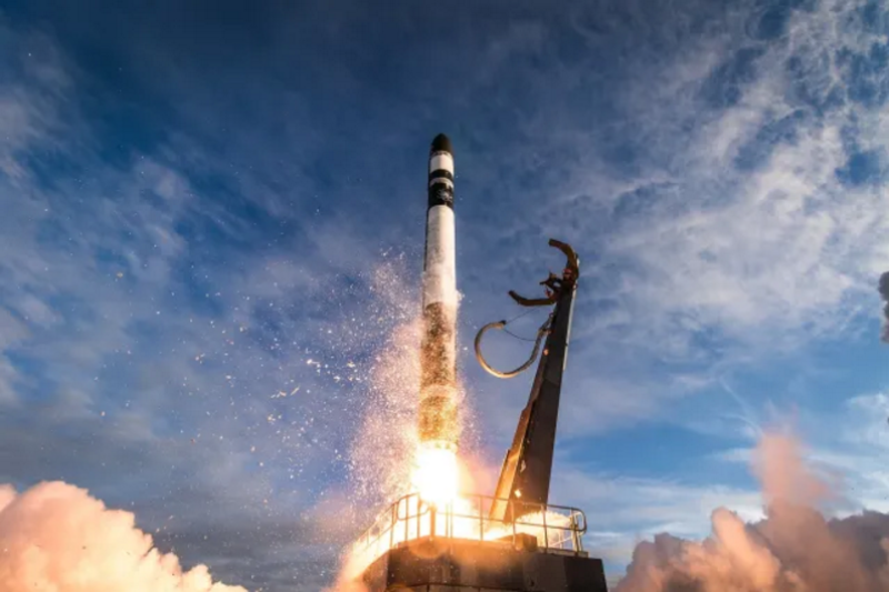 用仅35公斤重的3D打印火箭发动机，Rocket Lab成功发射13个小型卫星