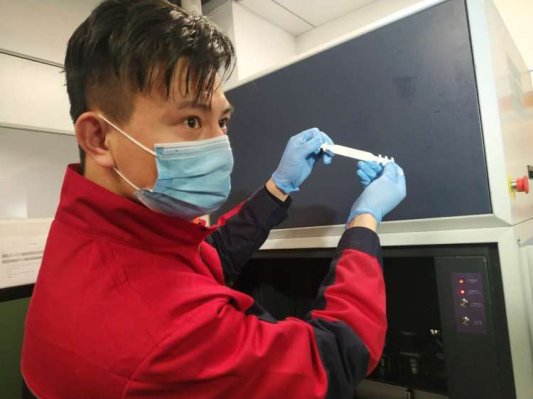 长时间戴口罩留下勒痕？上海普利生机电科技有限公司3D打印口罩调节器让抗疫一线人员脸上不再“留痕”